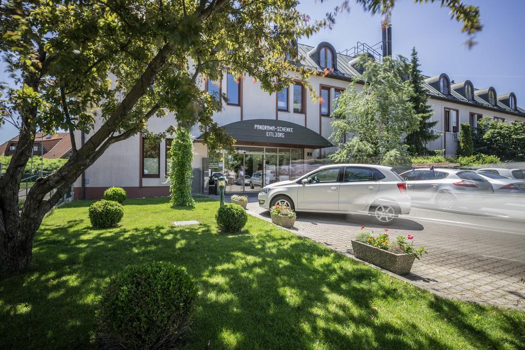 Pension Am Kurpark Vienna Exterior photo