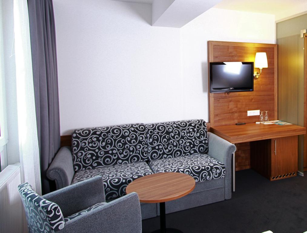 Pension Am Kurpark Vienna Room photo